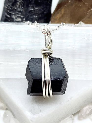 Protect your energy and banish negativity with Black Tourmaline. This powerful crystal dissolves spiritual blockages, relieves anxiety, and promotes peace. Perfect for daily use