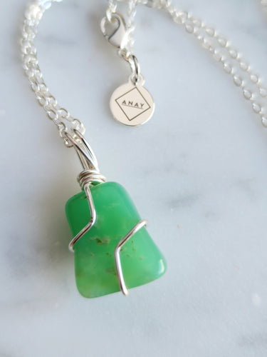 Chrysoprase promotes emotional healing and personal growth, helping release negativity and invite love, forgiveness, and inner peace into your life