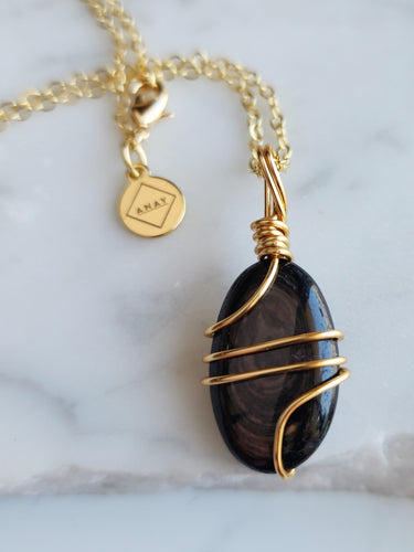 Ideal for meditation or simply carrying with you, Hypersthene eases anxiety, clears mental fog, and promotes emotional balance. Let this powerful stone shield you from negative energy while supporting your quest for clarity and spiritual growth