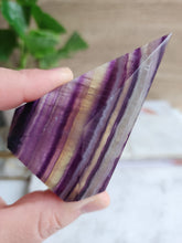 Load image into Gallery viewer, Experience Fluorite&#39;s transformative energy for enhanced intuition and mental clarity. Perfect for meditation, it aids emotional healing and spiritual balance.
