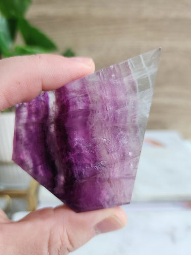 Unlock mental clarity and spiritual insight with Purple Fluorite. This crystal enhances focus, emotional healing, and connection to higher realms, perfect for deepening your spiritual practice